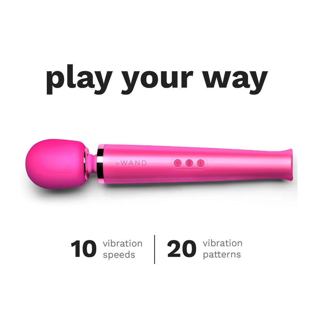 Le Wand massager product image magenta